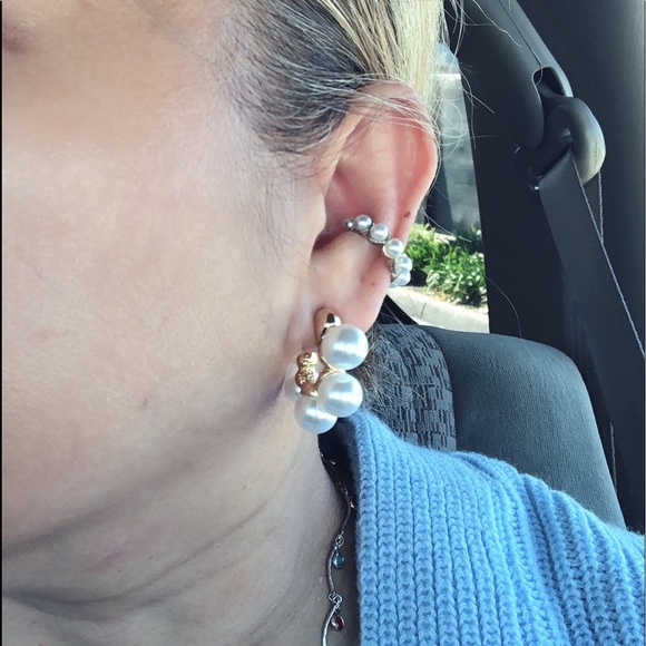 Faux Bold Hoop Pearl Earrings - Picture 10 of 11